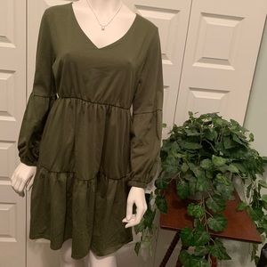Cute olive green dress mini. New.Bought on Amazon